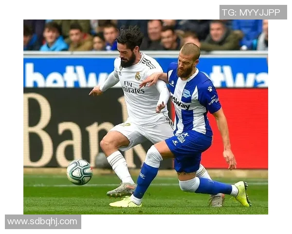 皇马战阿拉维斯防线部署曝光：伯纳乌的铁壁将如何应对“矮脚虎”的挑战？